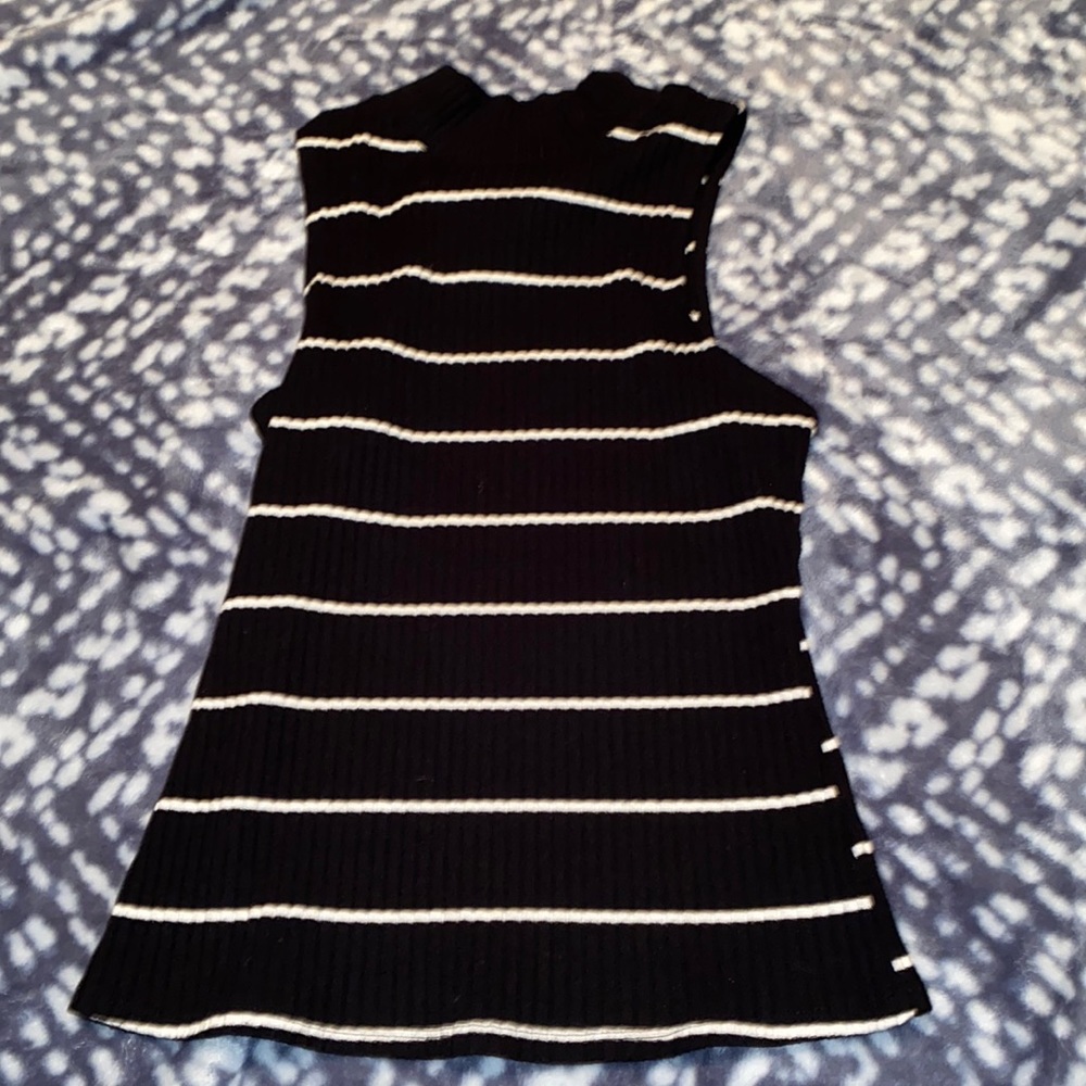 Turtle neck tank top!